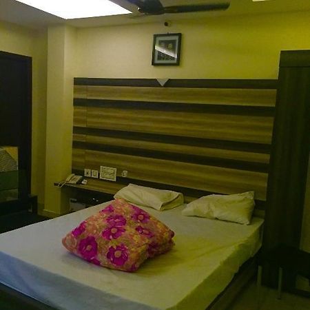 Devibala Residency Hotel Villupuram Exterior foto